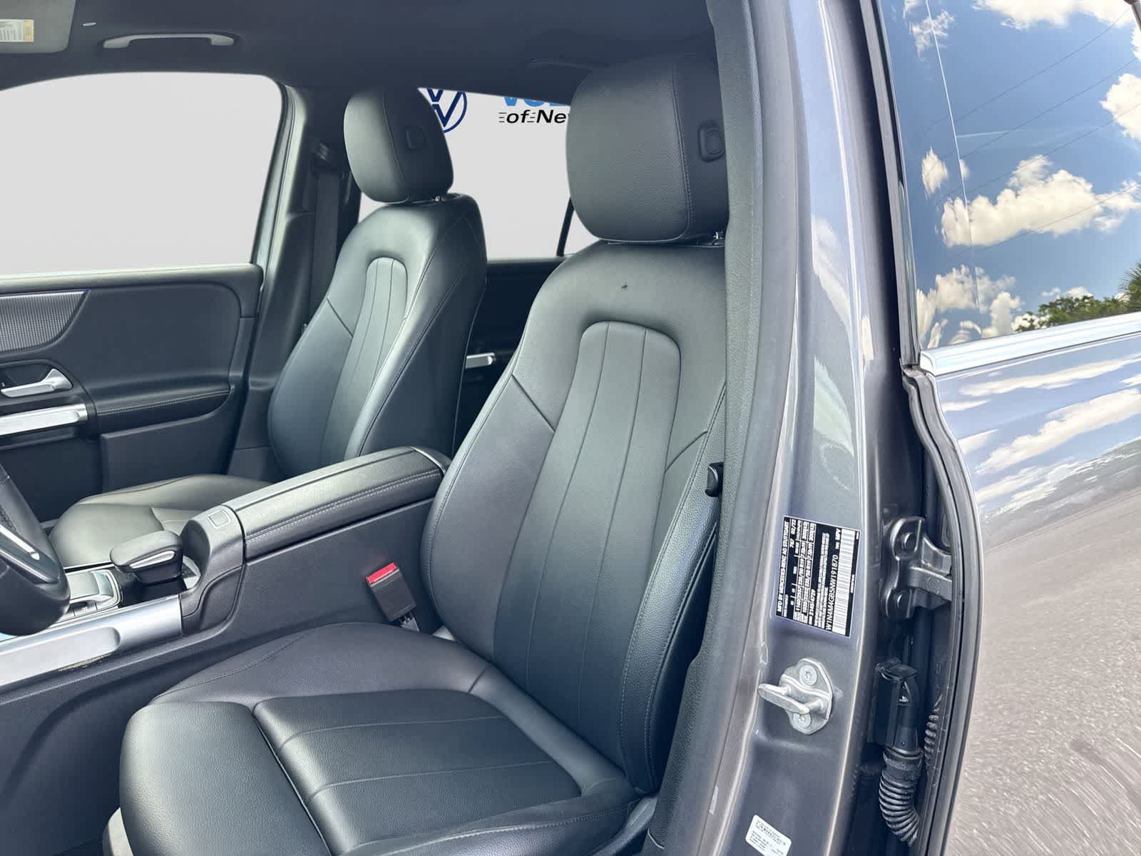 Used 2022 Mercedes-Benz GLB 250 image 20