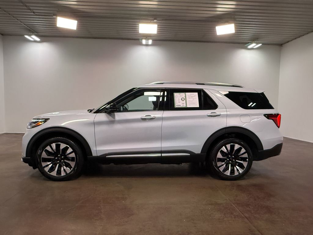 Used 2025 Ford Explorer Platinum w/ LUX Leather Package image 6