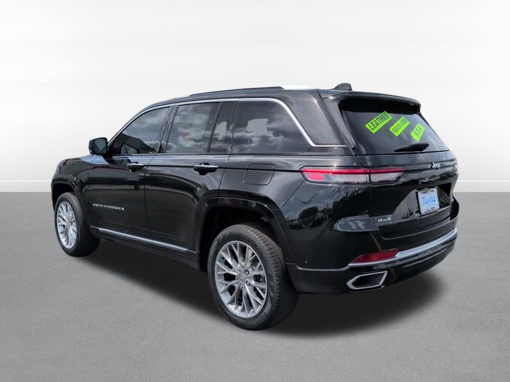 Used 2022 Jeep Grand Cherokee Summit AWD/4WD image 7