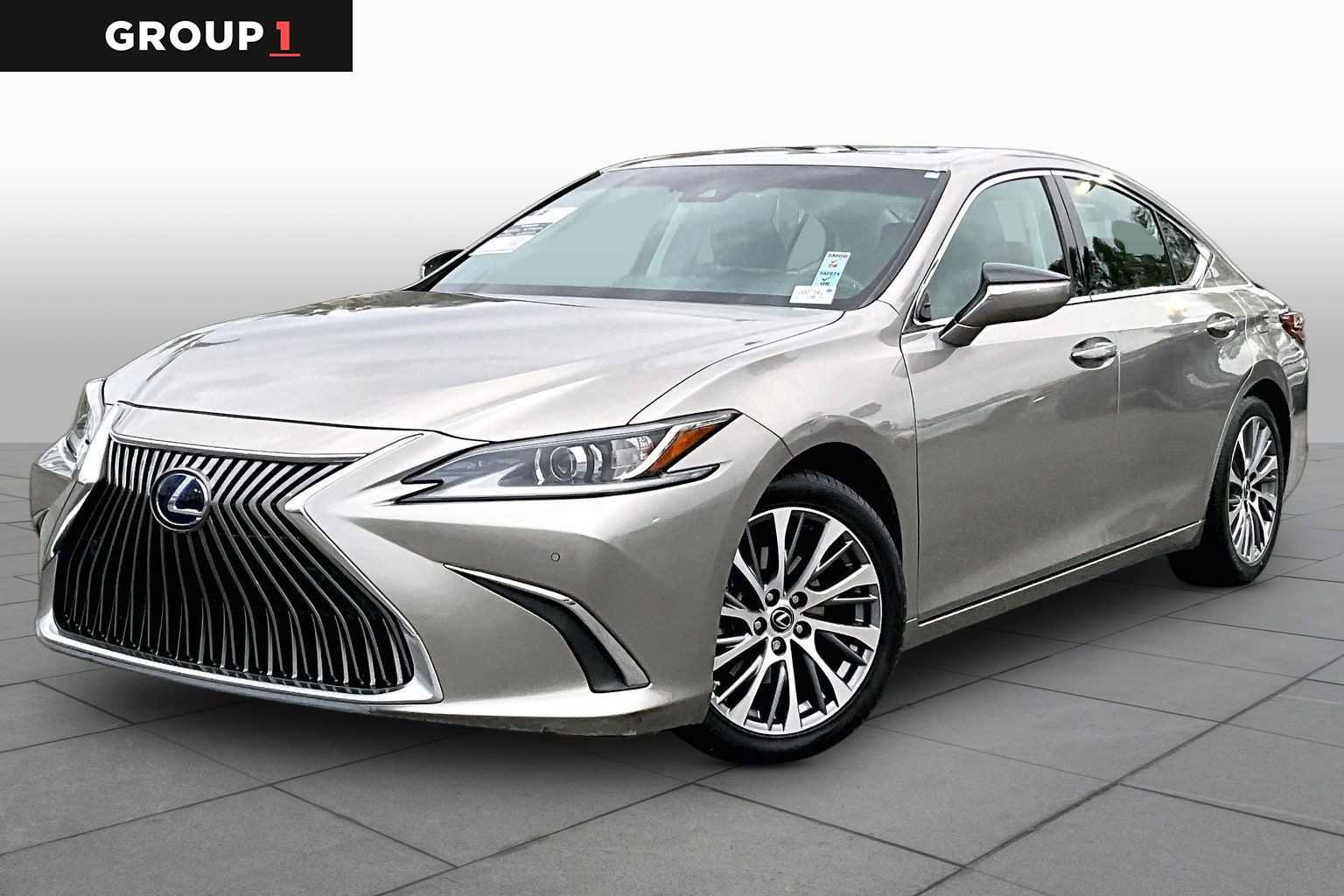Used 2020 Lexus ES 300h w/ Premium Package