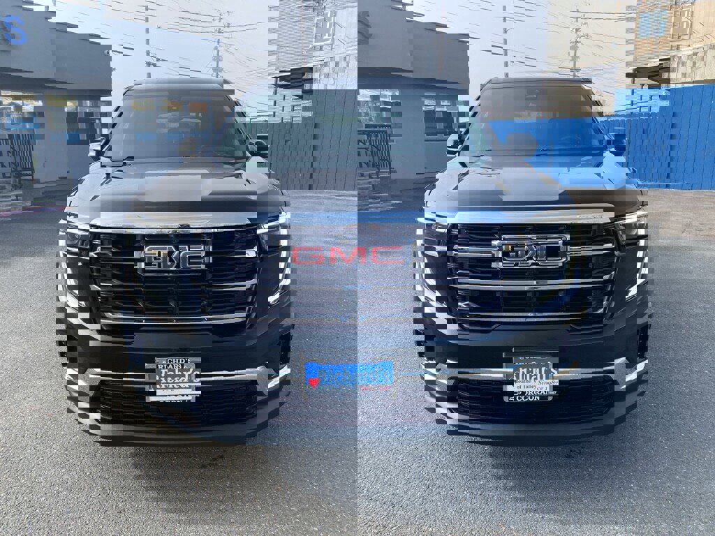 Used 2025 GMC Acadia Elevation image 13