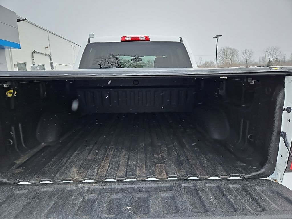 Used 2018 Chevrolet Silverado 1500 LT w/ LT Eassist Package image 5