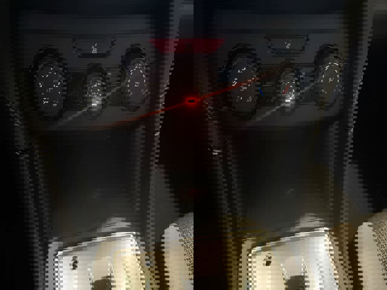 Used 2019 Subaru Crosstrek 2.0i image 18