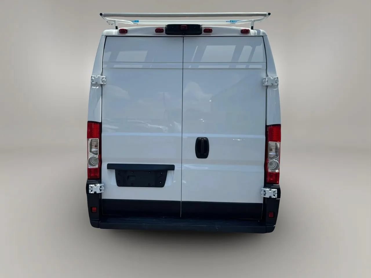 Used 2023 RAM ProMaster 2500 FWD image 10