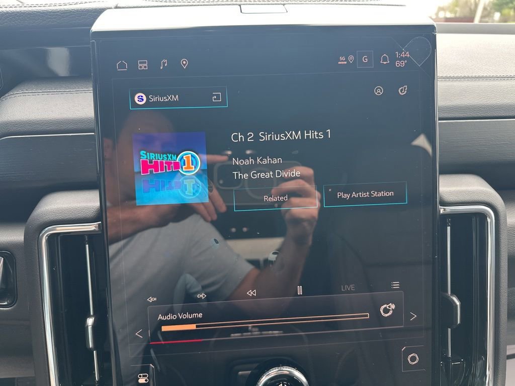 New 2026 GMC Yukon Denali image 24