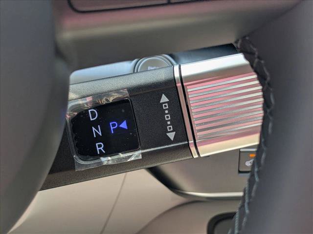 New 2025 Hyundai Kona SEL AWD/4WD image 17