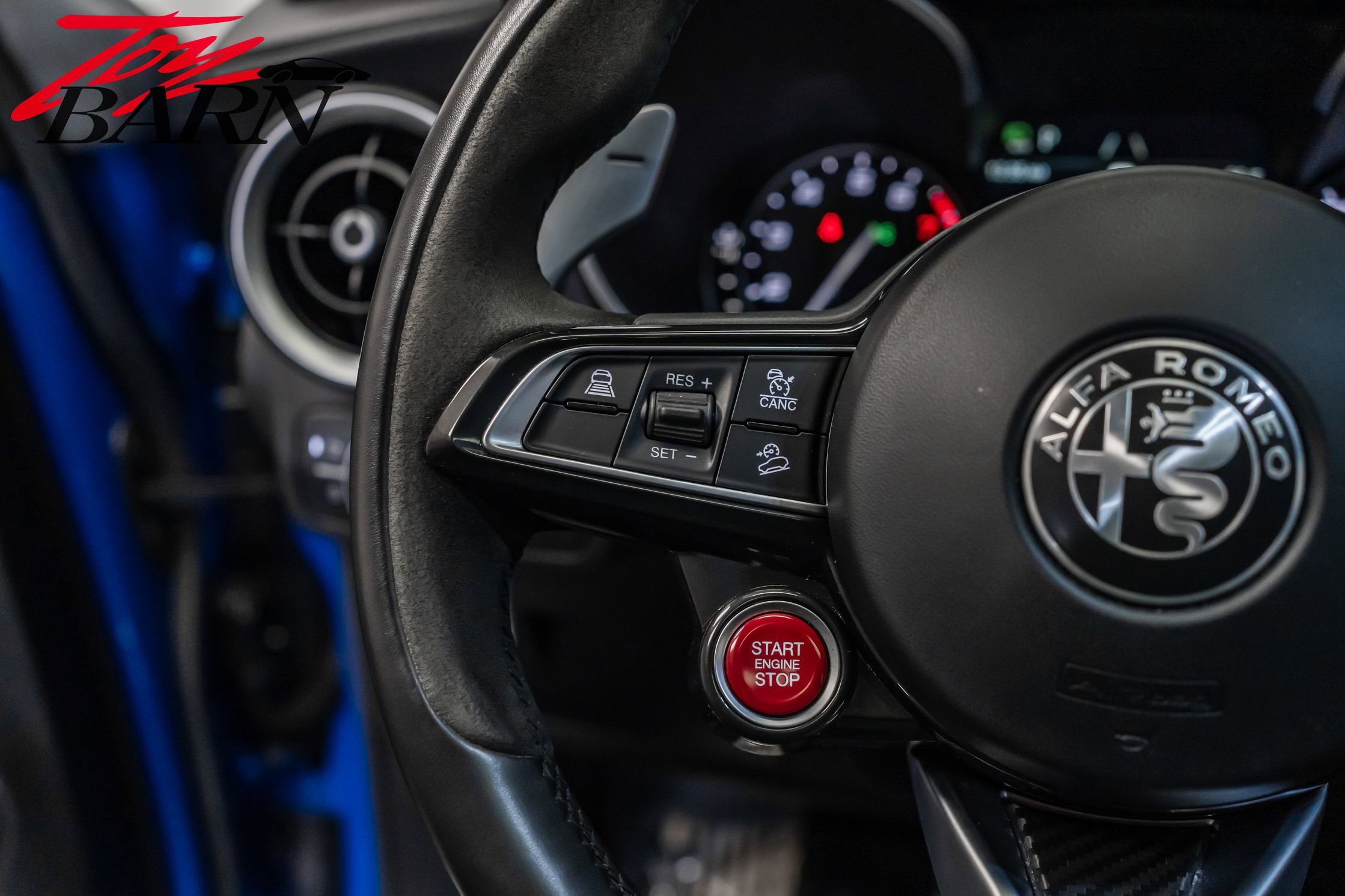 Used 2022 Alfa Romeo Stelvio Quadrifoglio image 35