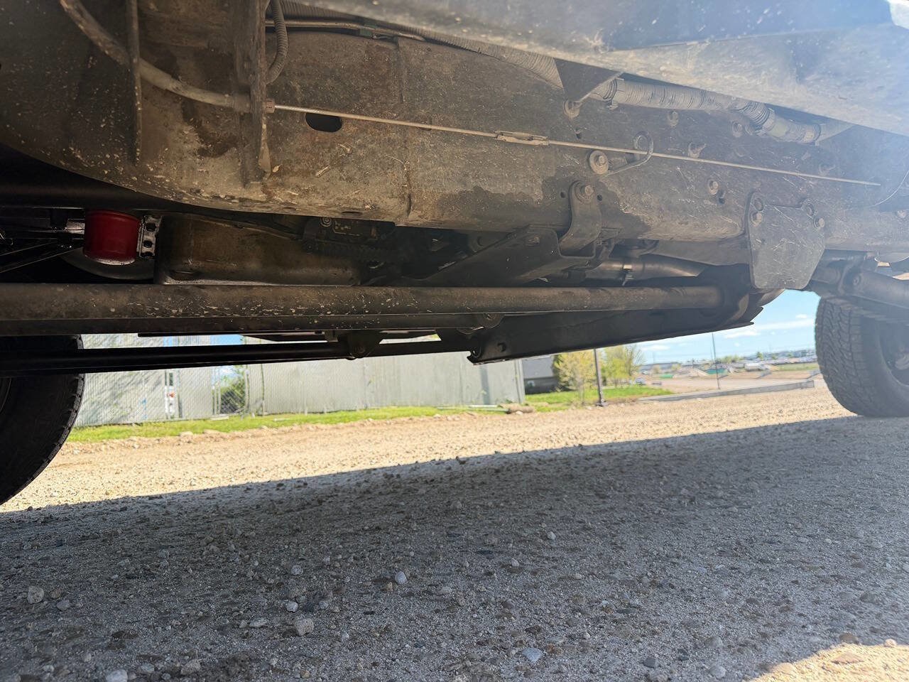 Used 2002 GMC Sierra 2500 4x4 Crew Cab HD w/ Off-Road Skid Plate Pkg image 10