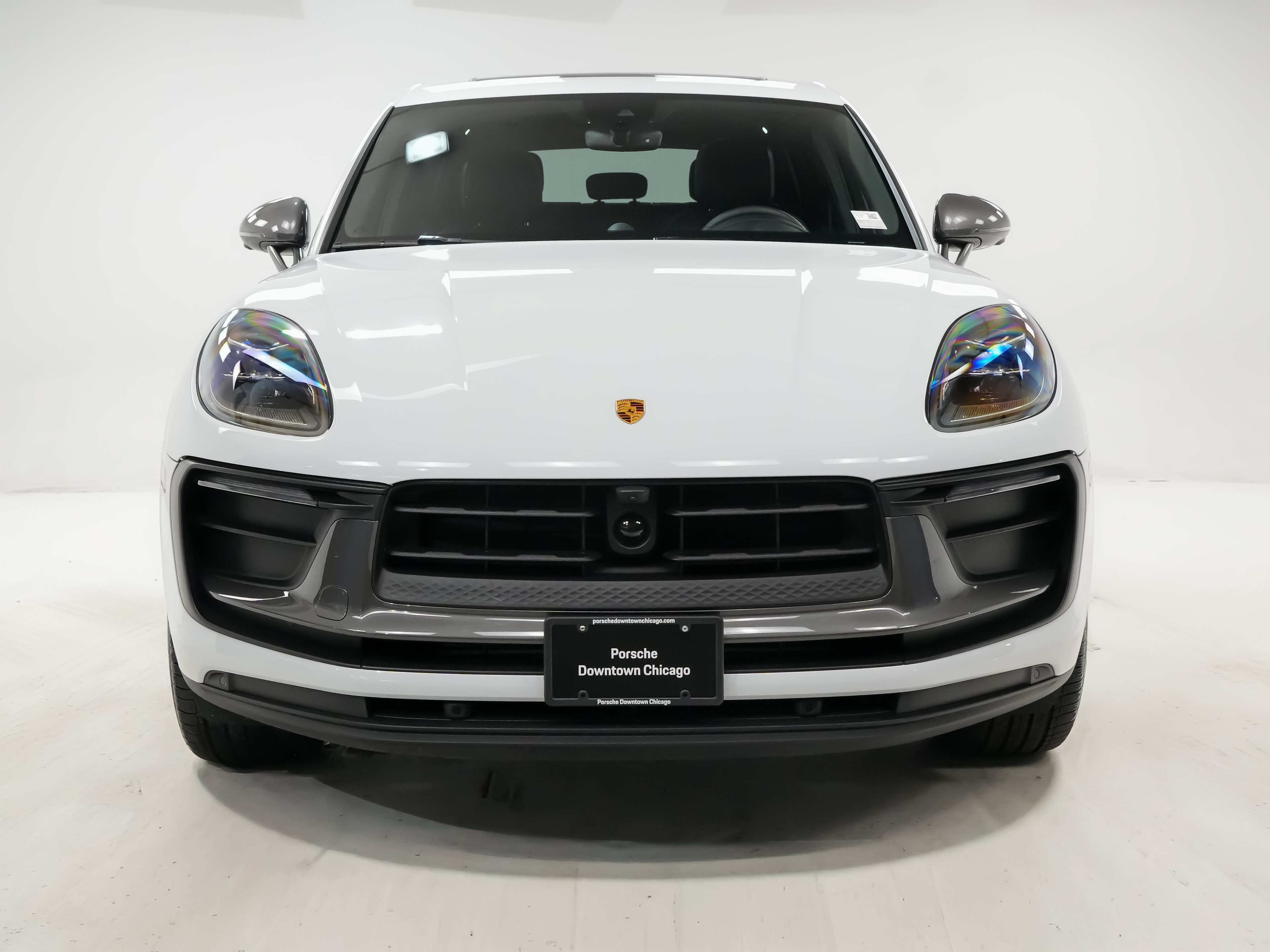 Certified 2026 Porsche Macan Turbo AWD/4WD image 11