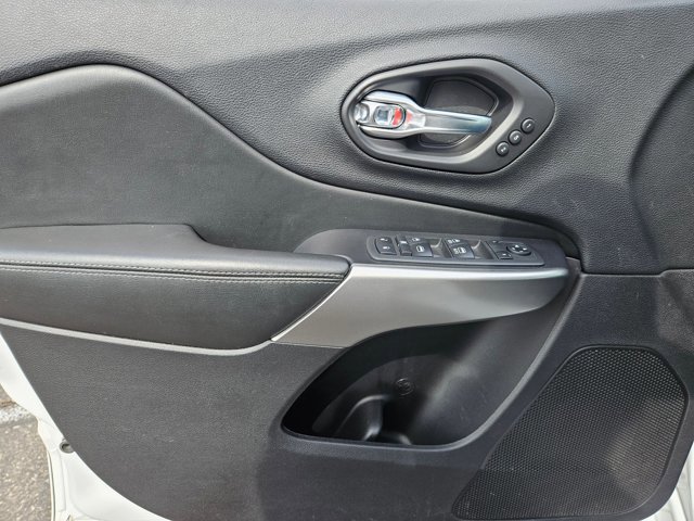 Used 2020 Jeep Cherokee High Altitude image 17