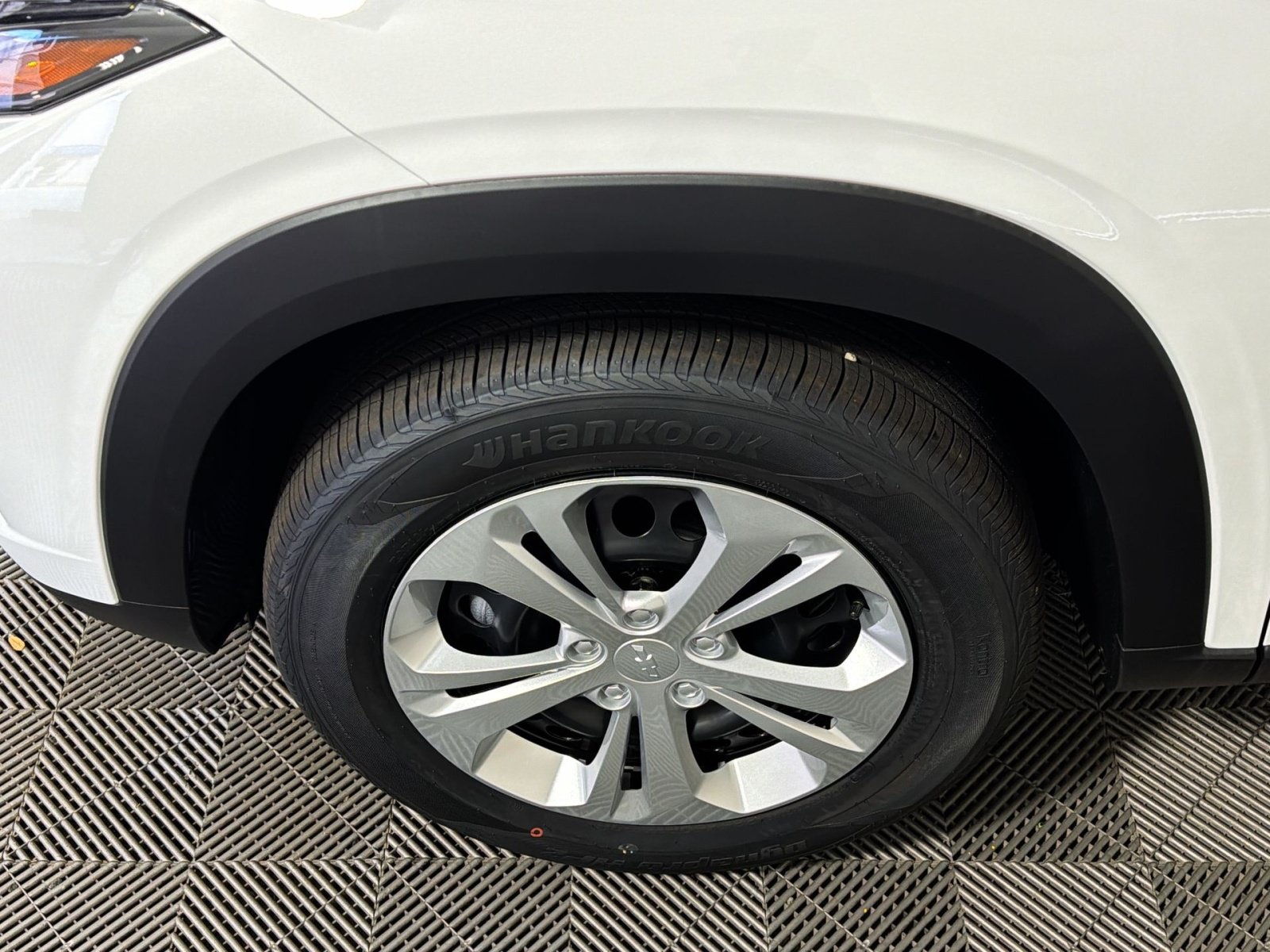 New 2026 Chevrolet Trax LS FWD image 12
