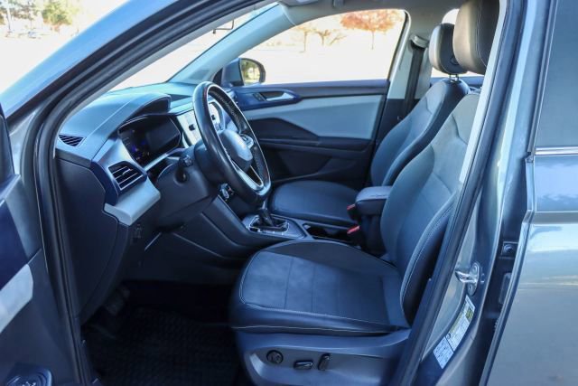 Used 2022 Volkswagen Taos SE image 10