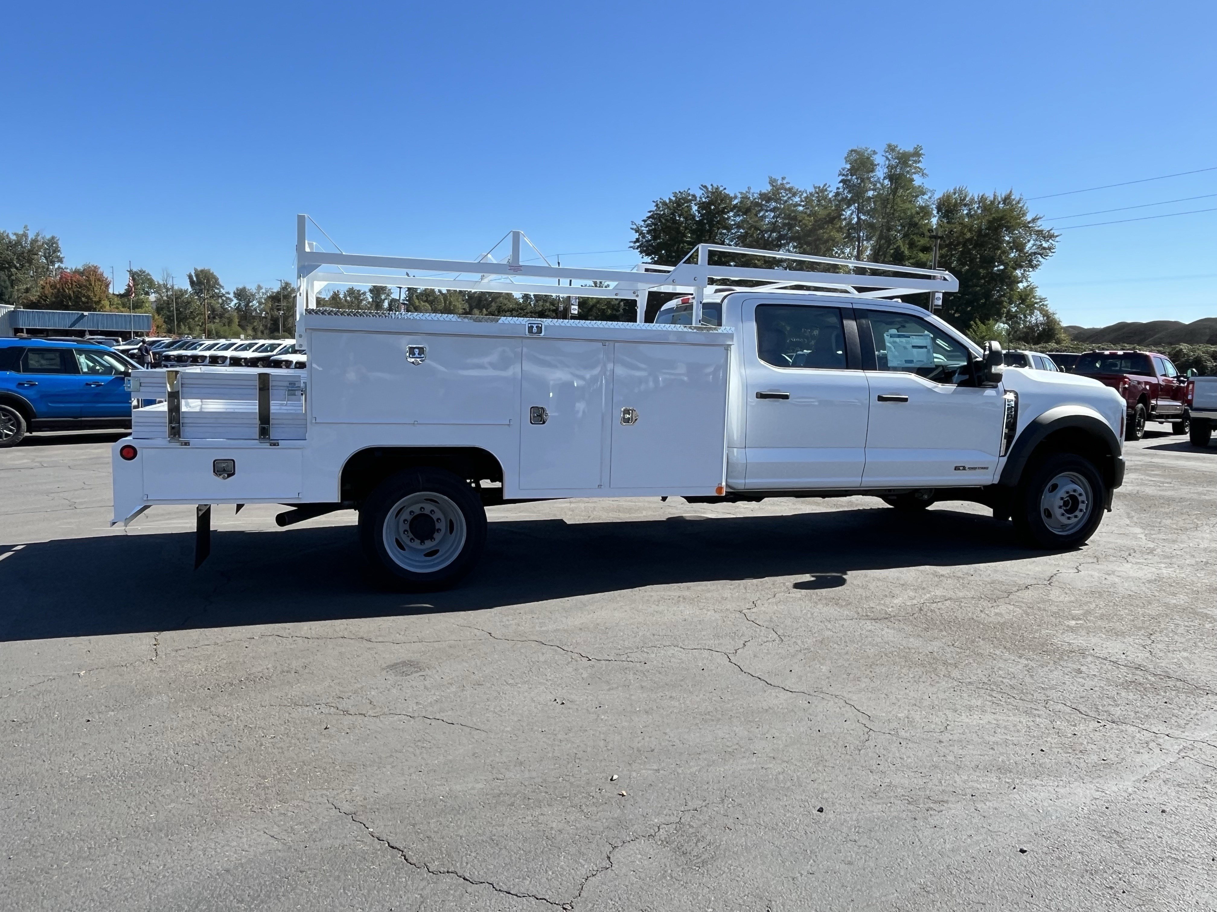 New 2026 Ford F550 4x4 Crew Cab Super Duty image 7