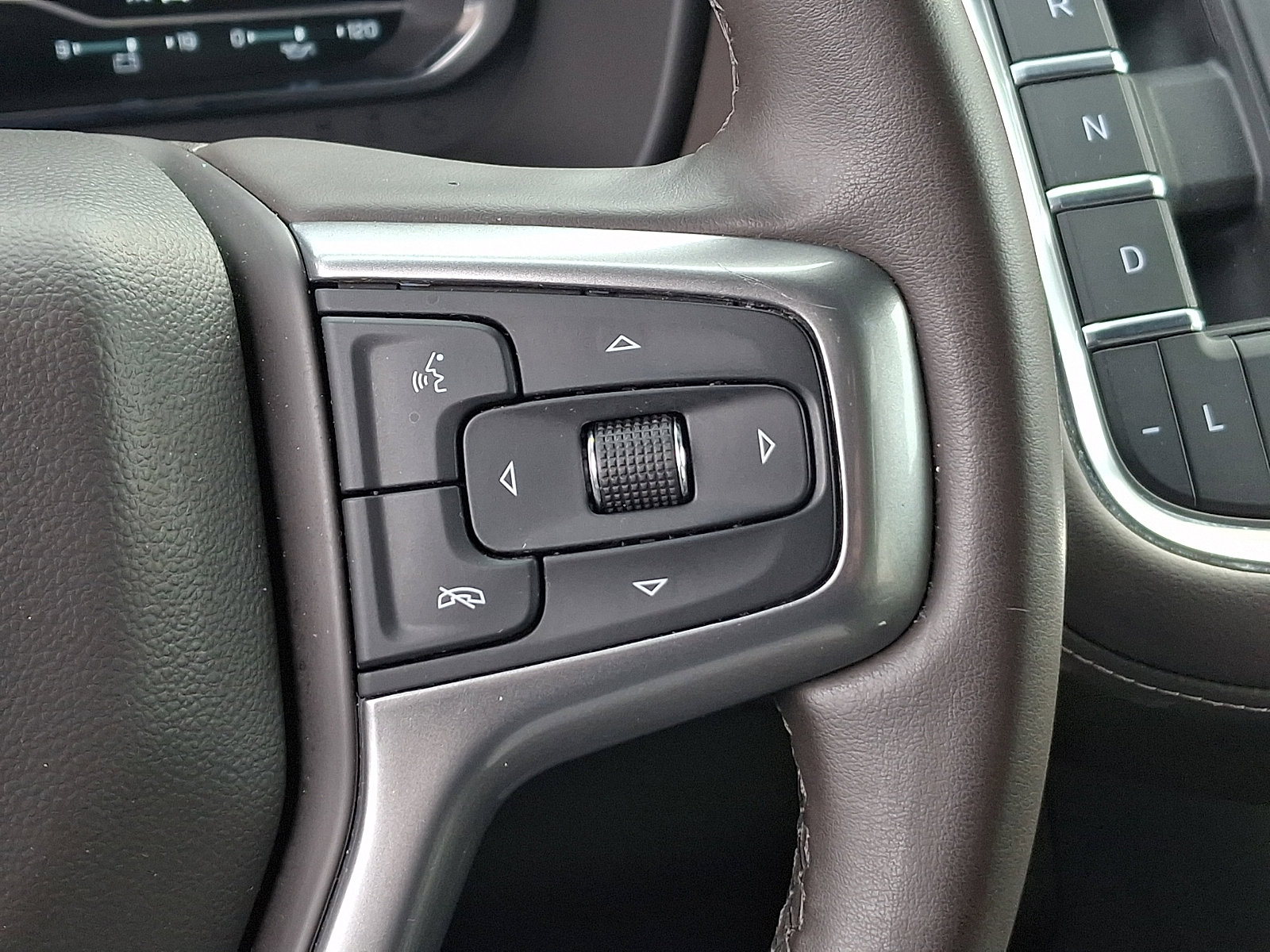 Used 2024 Chevrolet Tahoe LT image 23