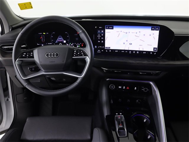 Certified 2025 Audi Q5 Premium Plus image 21