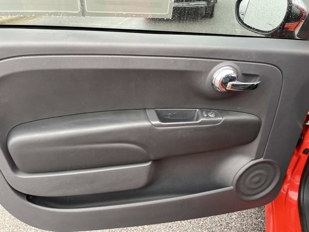 Used 2018 FIAT 500 Lounge image 13