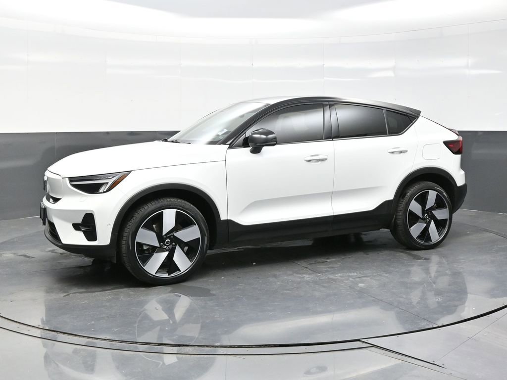 Used 2022 Volvo C40 P8 Recharge Ultimate image 3