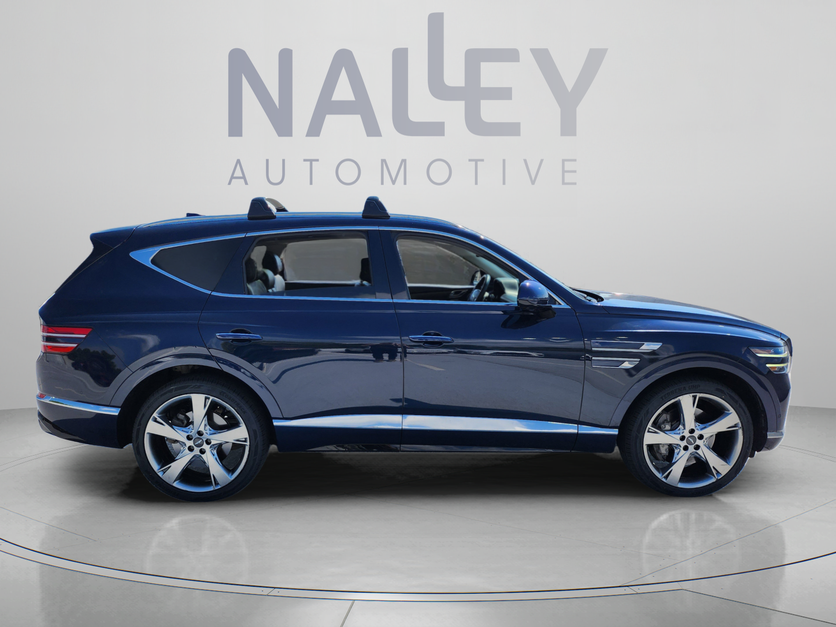 Used 2022 Genesis GV80 2.5T w/ Prestige Package 04 AWD/4WD image 5