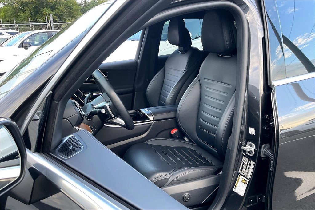 Certified 2025 Mercedes-Benz GLC 350e 4MATIC image 17