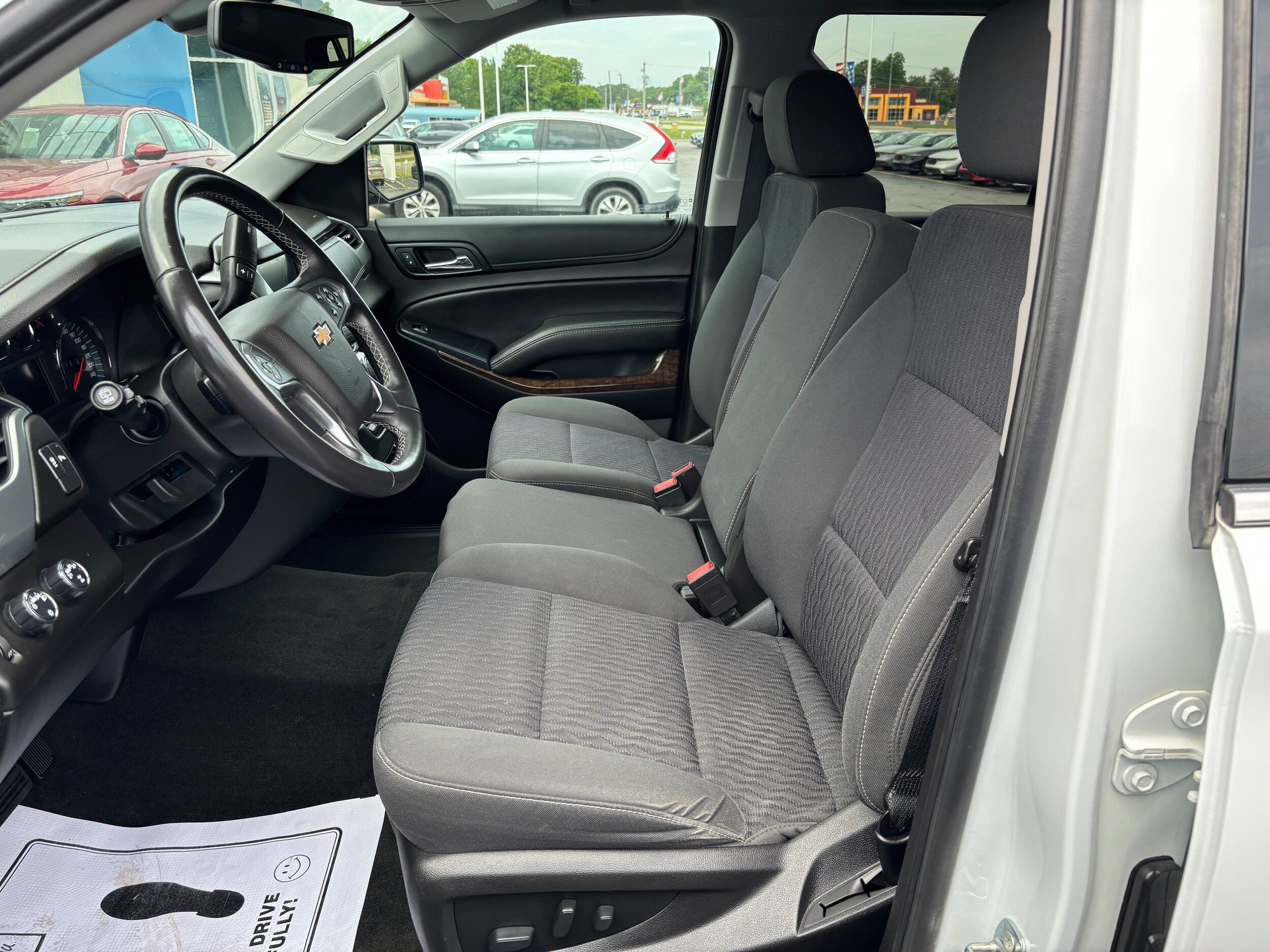 Used 2018 Chevrolet Tahoe LS w/ Skid Plate Package AWD/4WD image 10