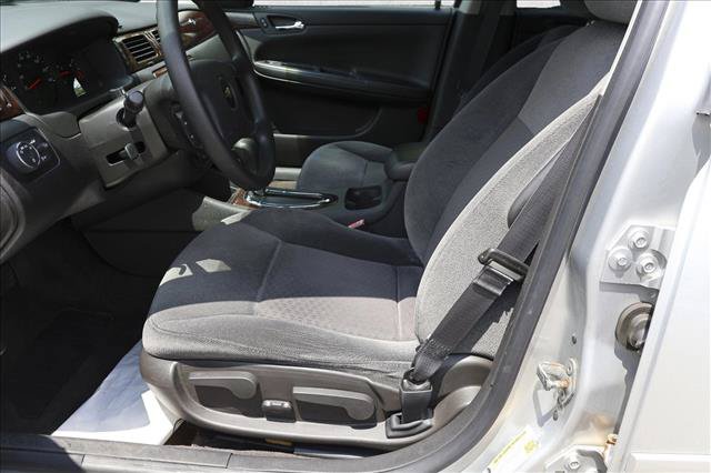 Used 2014 Chevrolet Impala Limited LS FWD image 11
