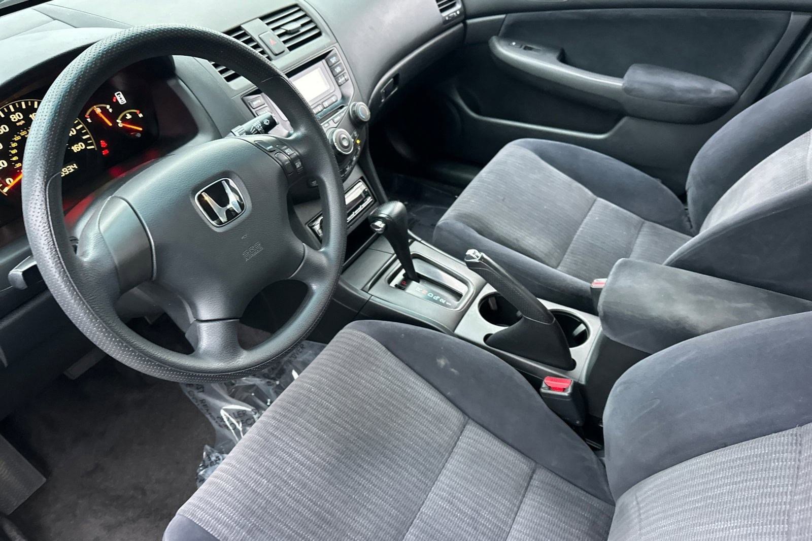 Used 2003 Honda Accord LX image 4