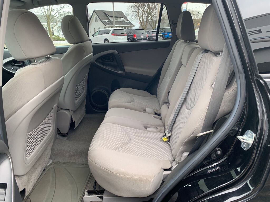 Used 2012 Toyota RAV4 4WD w/ Upgrade Value Pkg image 21