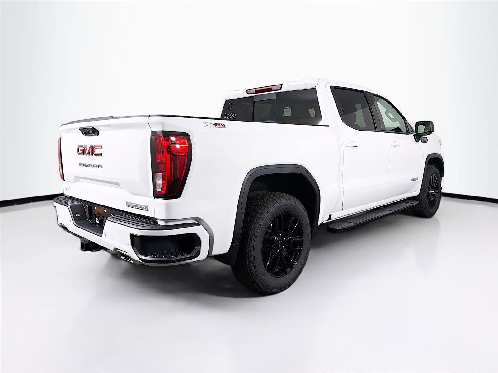 New 2026 GMC Sierra 1500 Elevation image 7