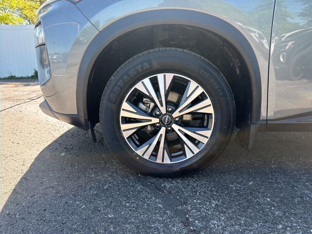 Used 2023 Nissan Rogue SV w/ SV Premium Package AWD/4WD image 31