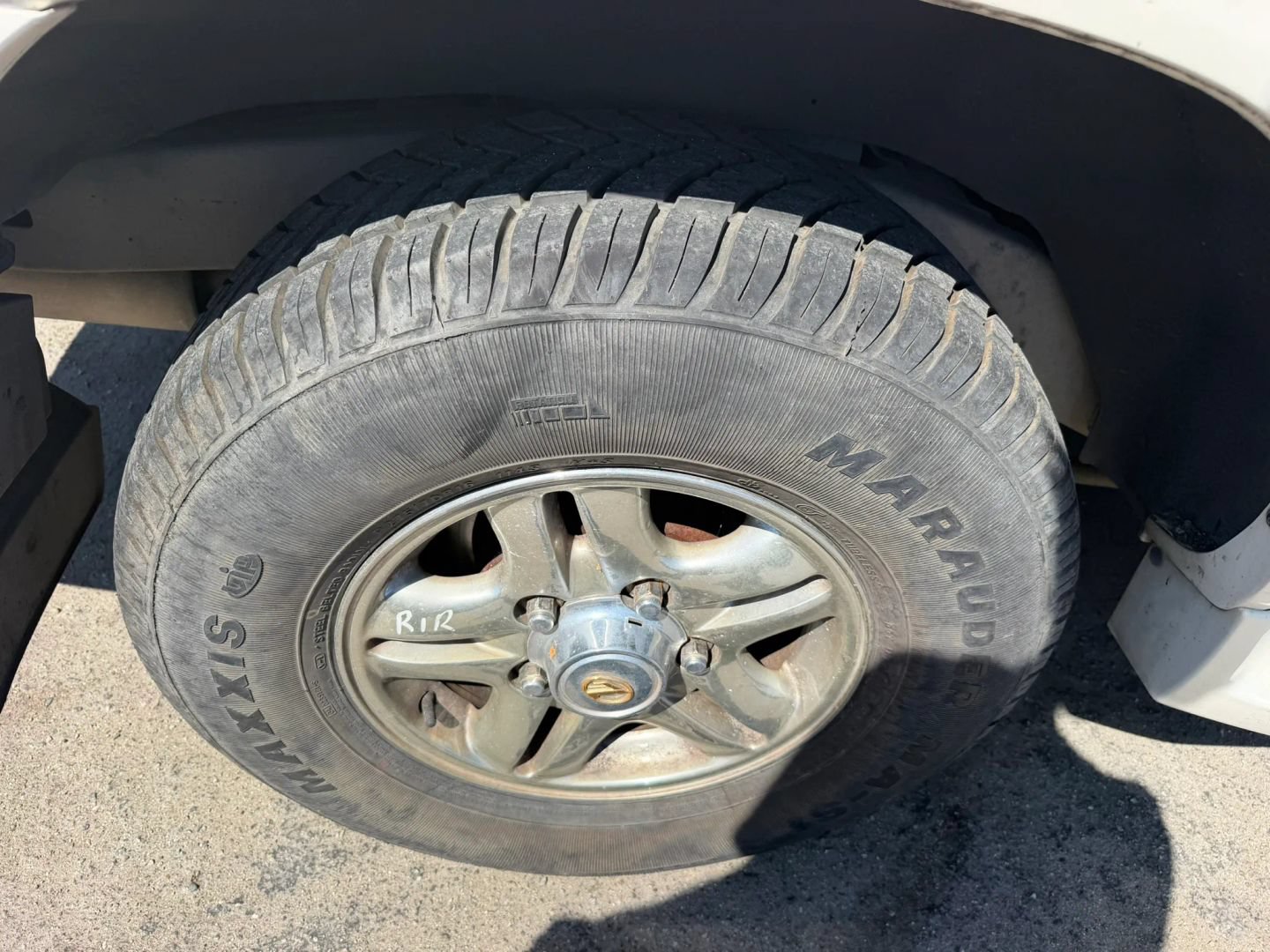 Used 1999 Lexus LX 470 4WD image 35