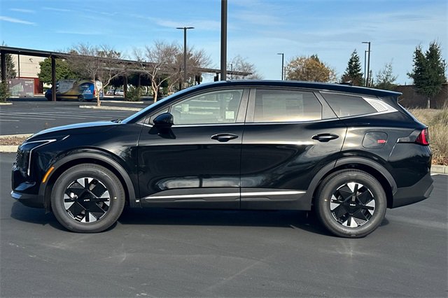 New 2026 Kia Sportage LX image 10