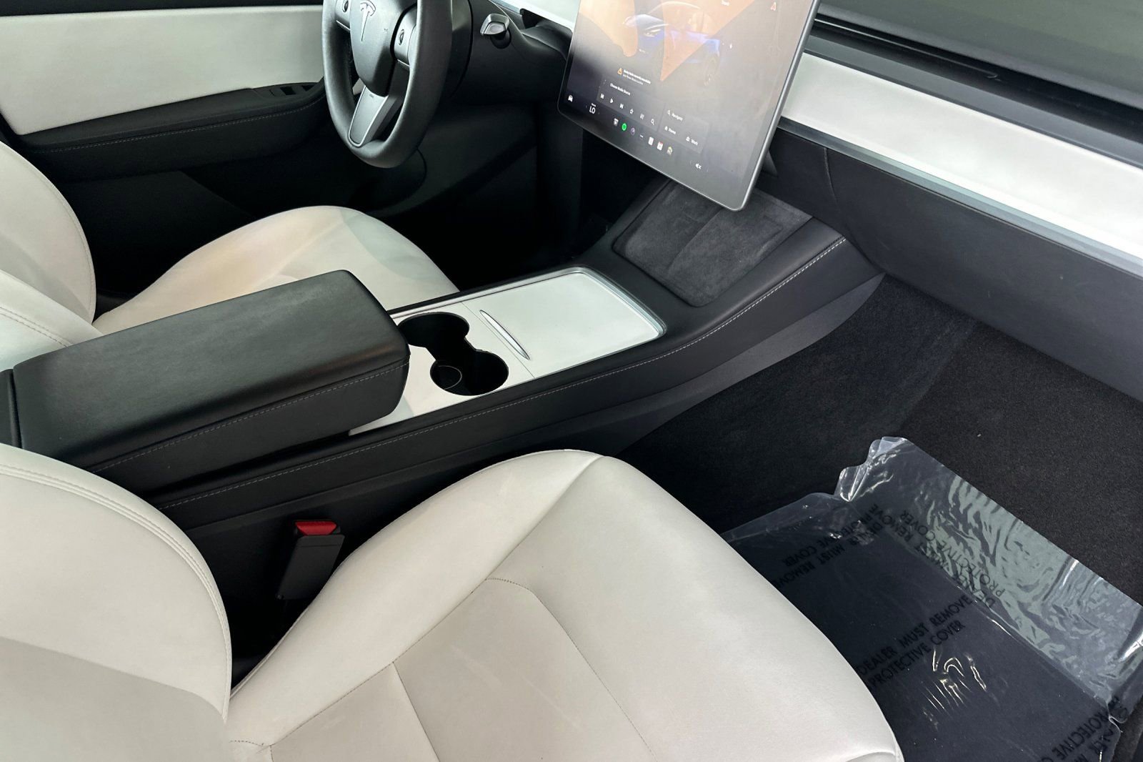 Used 2022 Tesla Model Y Performance image 18