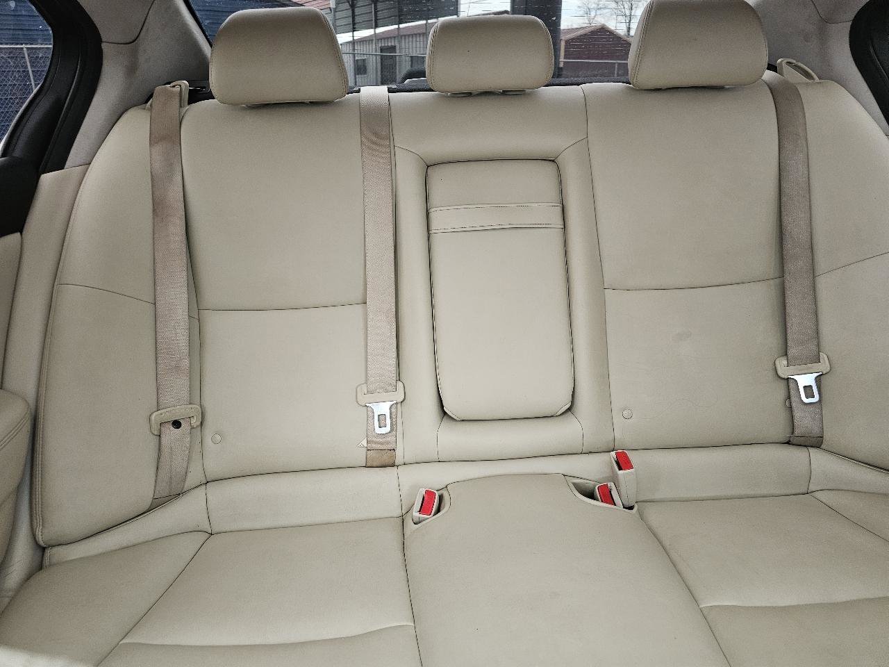 Used 2015 INFINITI Q50 Premium w/ Navigation Package image 24