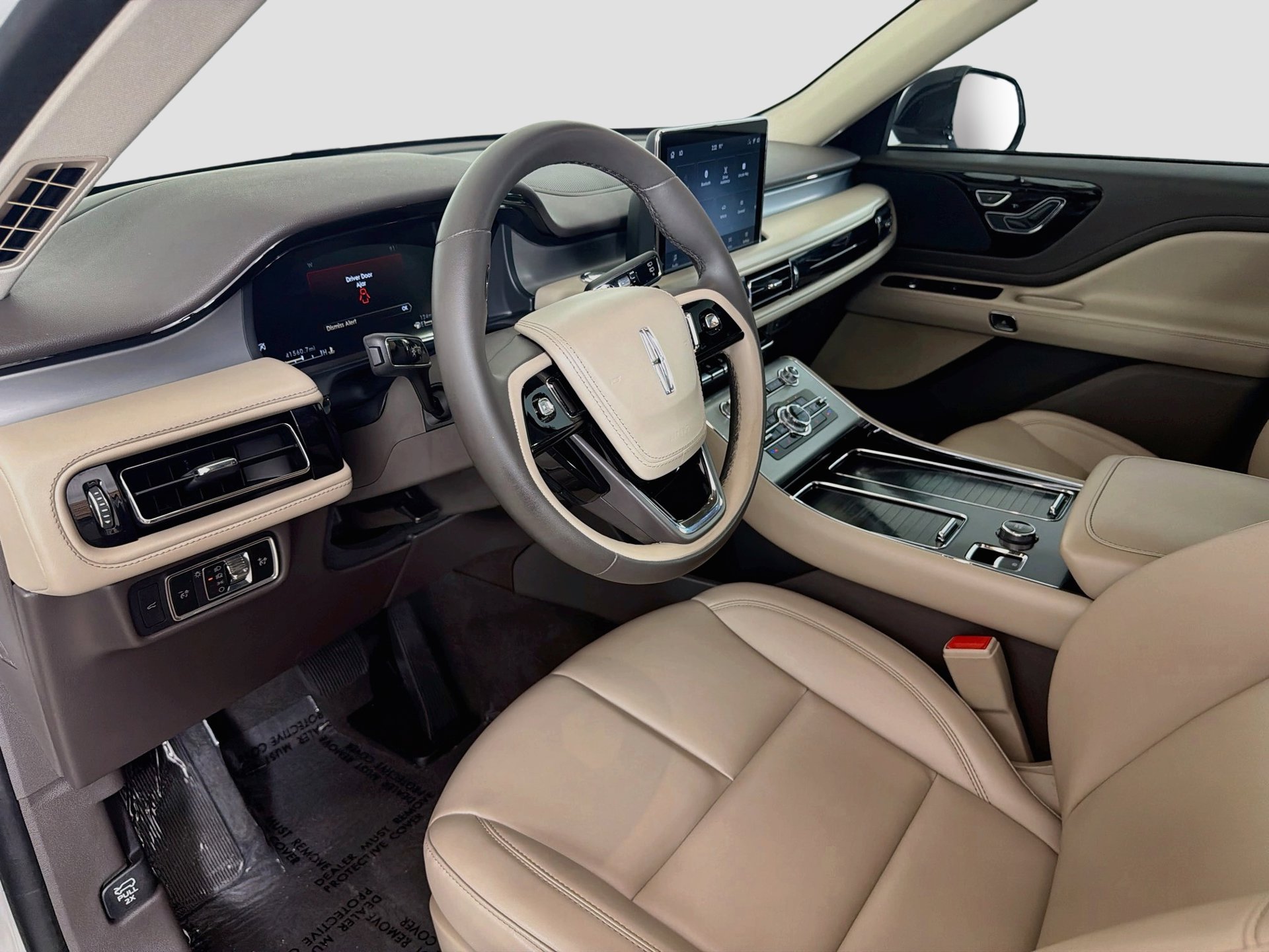 Used 2023 Lincoln Aviator 2WD w/ Premium Package image 25