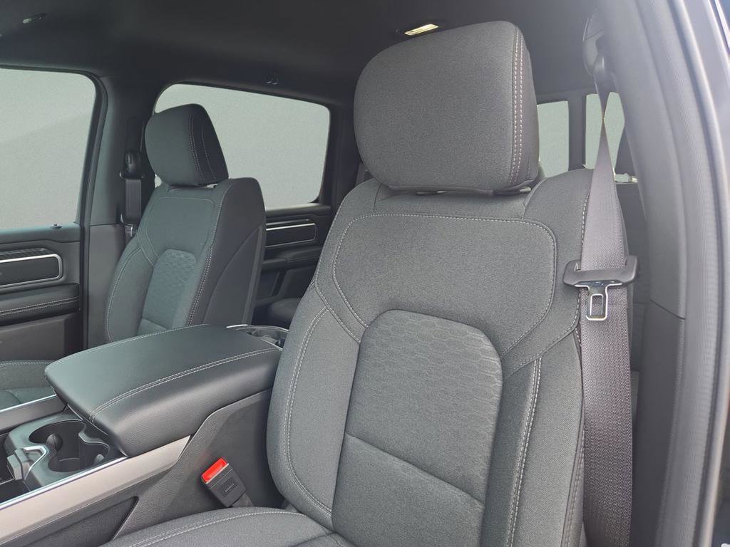 Used 2026 RAM 1500 Lone Star AWD/4WD image 31