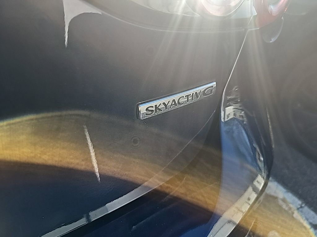 Used 2023 MAZDA MAZDA3 s image 10