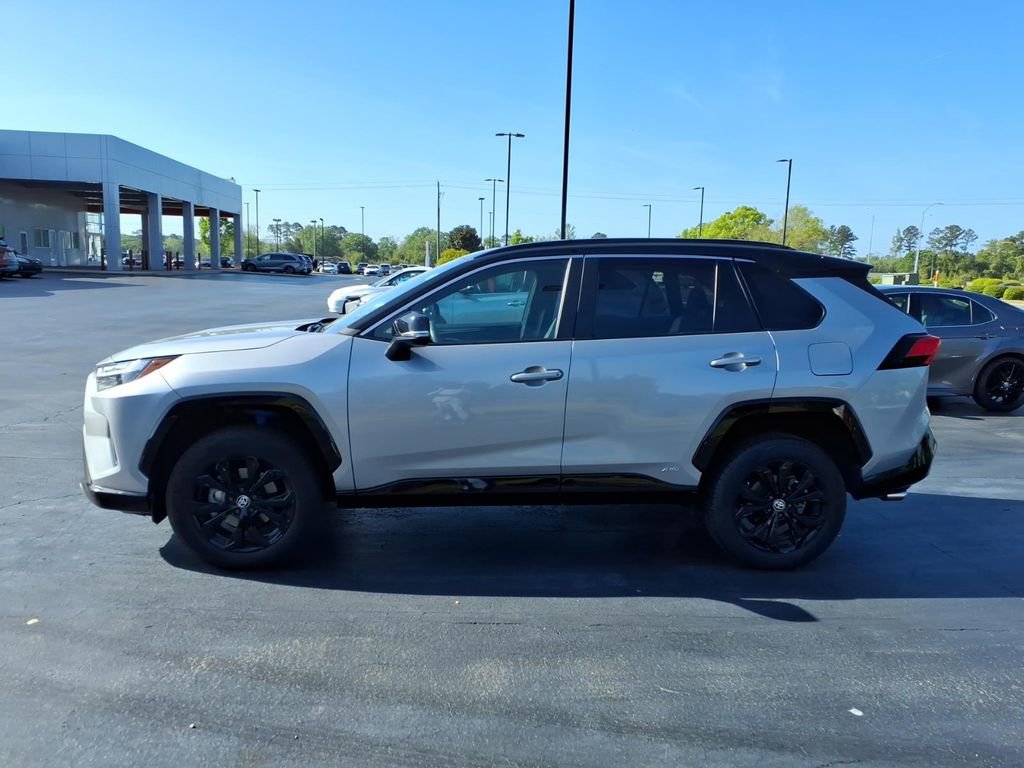 Used 2023 Toyota RAV4 XSE image 4