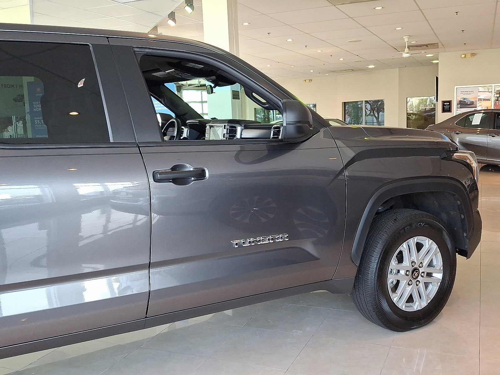 Used 2025 Toyota Tundra SR5 AWD/4WD image 9