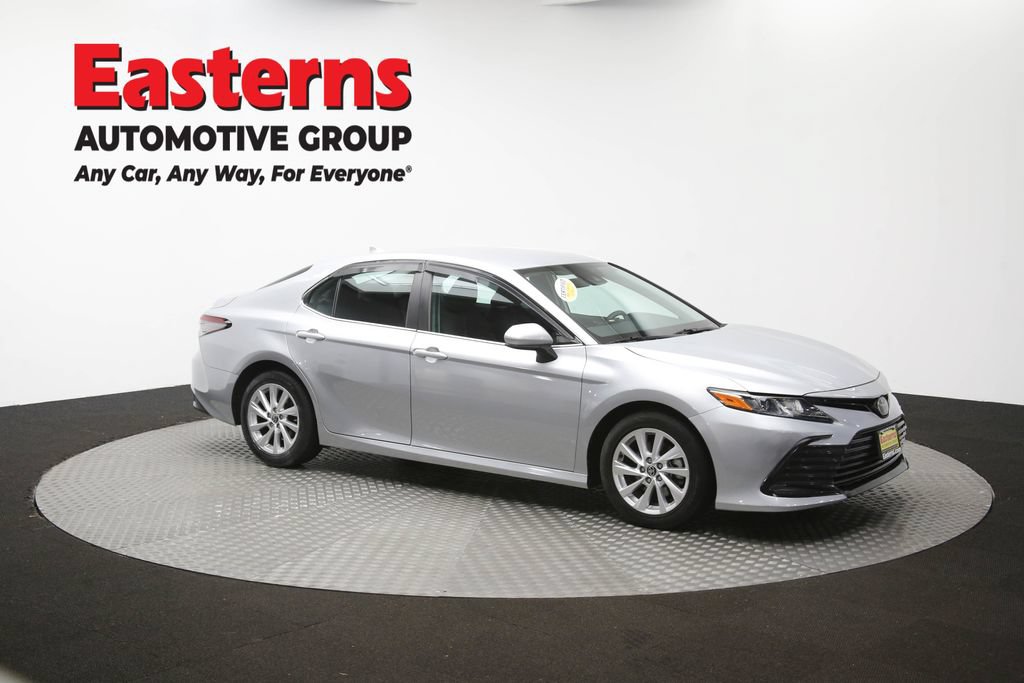 Used 2021 Toyota Camry LE FWD image 39