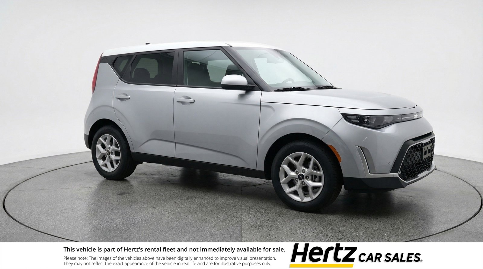 Used 2025 Kia Soul LX w/ LX Technology Package FWD image 1