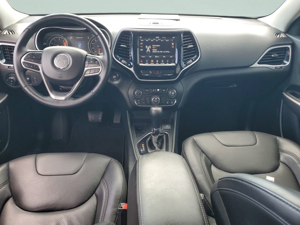 Used 2019 Jeep Cherokee Limited image 11