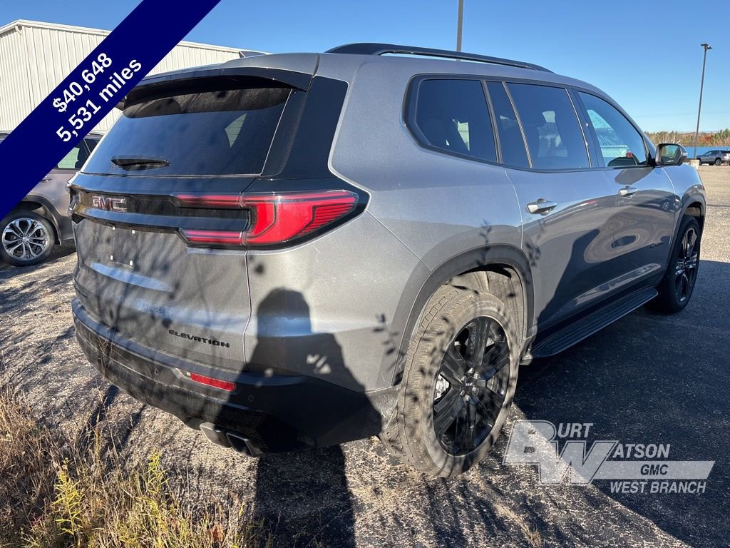 Used 2025 GMC Acadia Elevation w/ Black Edition image 11