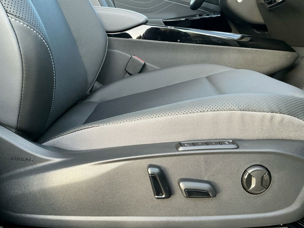 New 2026 Volkswagen ID.4 Pro S Plus AWD/4WD image 18
