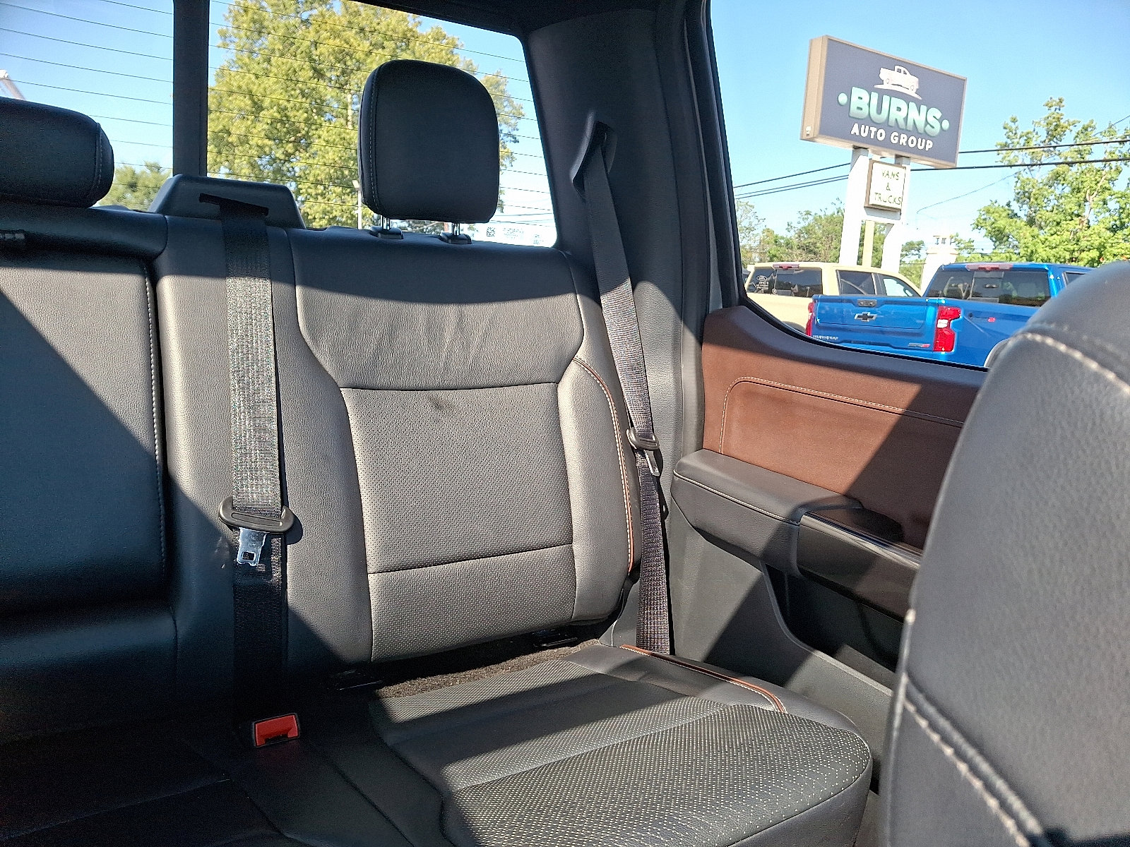 Used 2021 Ford F150 Lariat w/ Equipment Group 502A High image 20