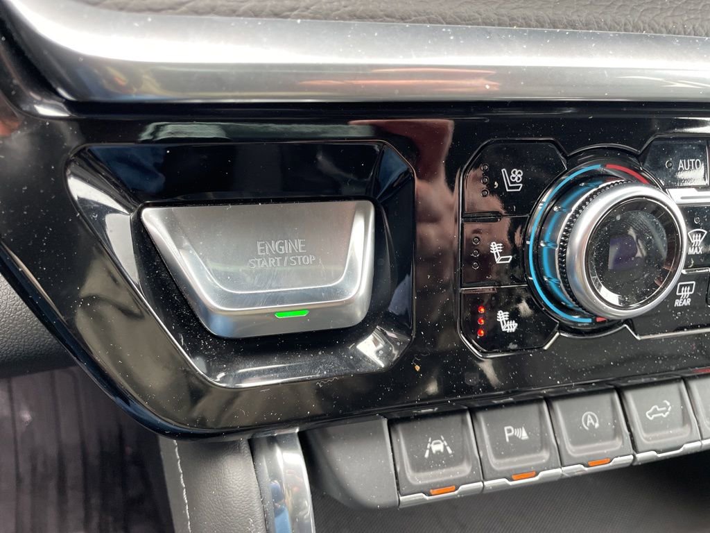 Used 2022 GMC Sierra 1500 Denali AWD/4WD image 25