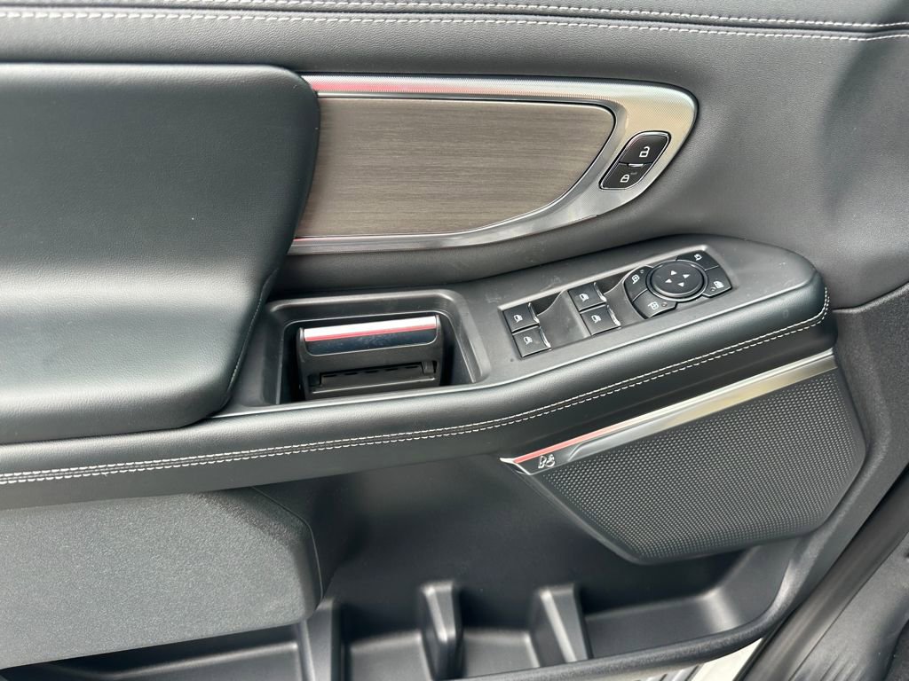 New 2025 Ford Expedition Max Platinum w/ Driver's Package image 12