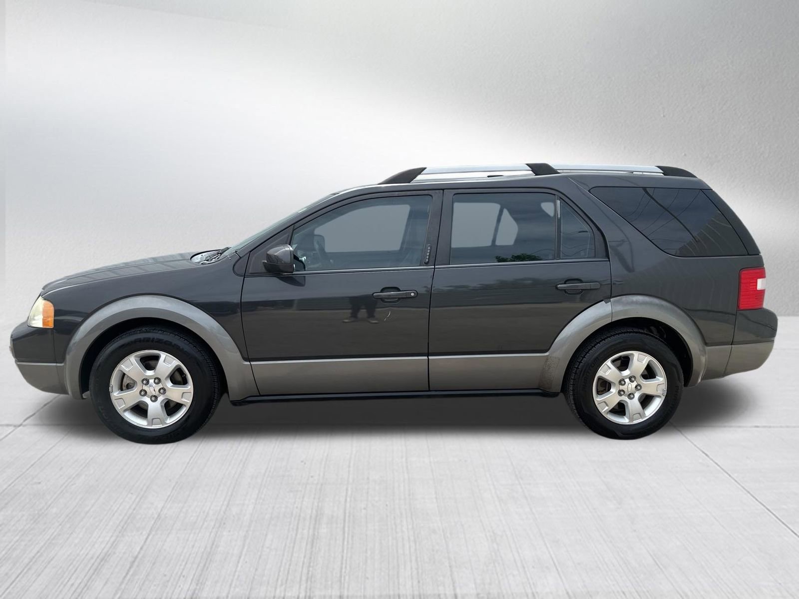 Used 2007 Ford Freestyle SEL image 3