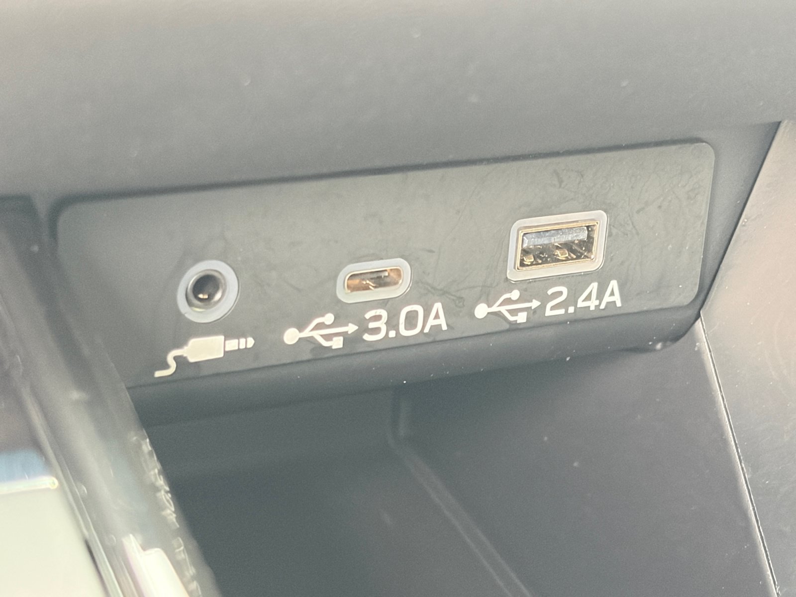 Certified 2025 Subaru Outback Premium AWD/4WD image 32