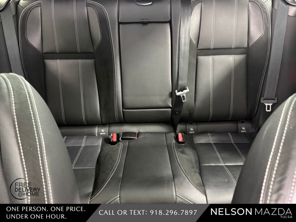 Used 2018 Land Rover Range Rover Velar R-Dynamic SE AWD/4WD image 33