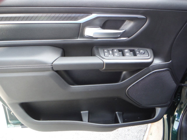 New 2027 RAM 1500 4x4 Crew Cab image 18